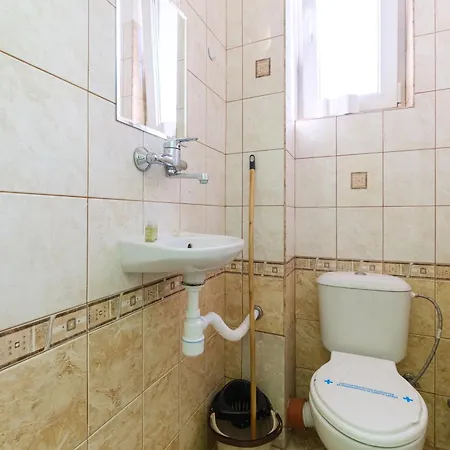 Apartment 1-bedroom Center Secret Gem